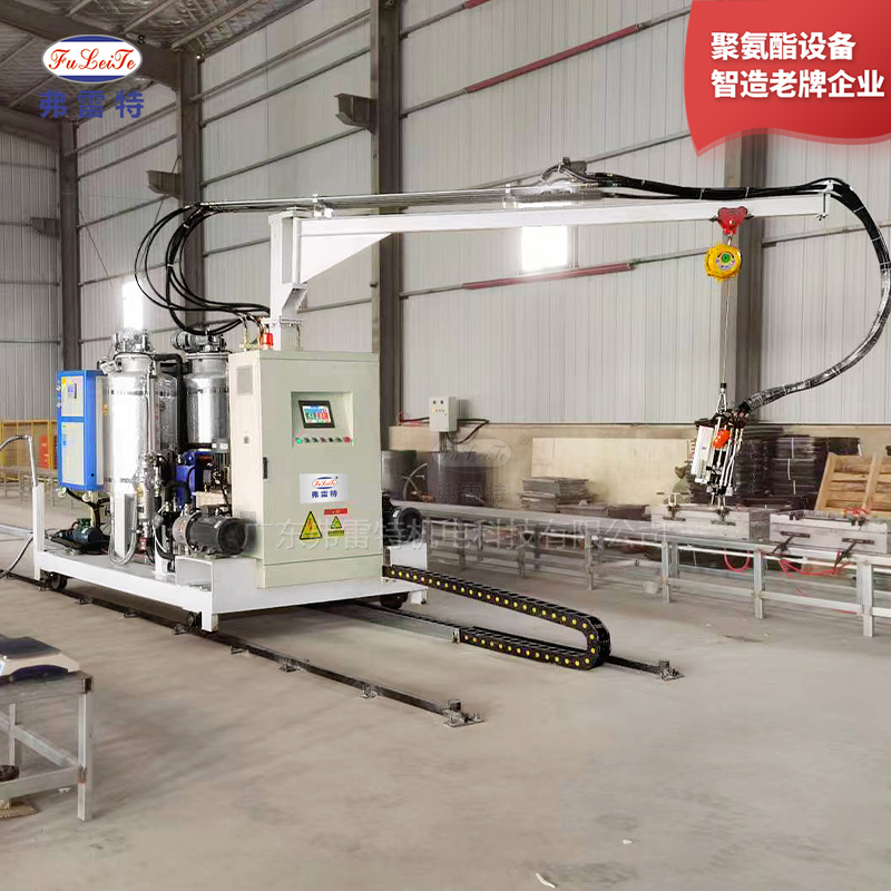 工程車(chē)座椅軟泡發(fā)泡機(jī)